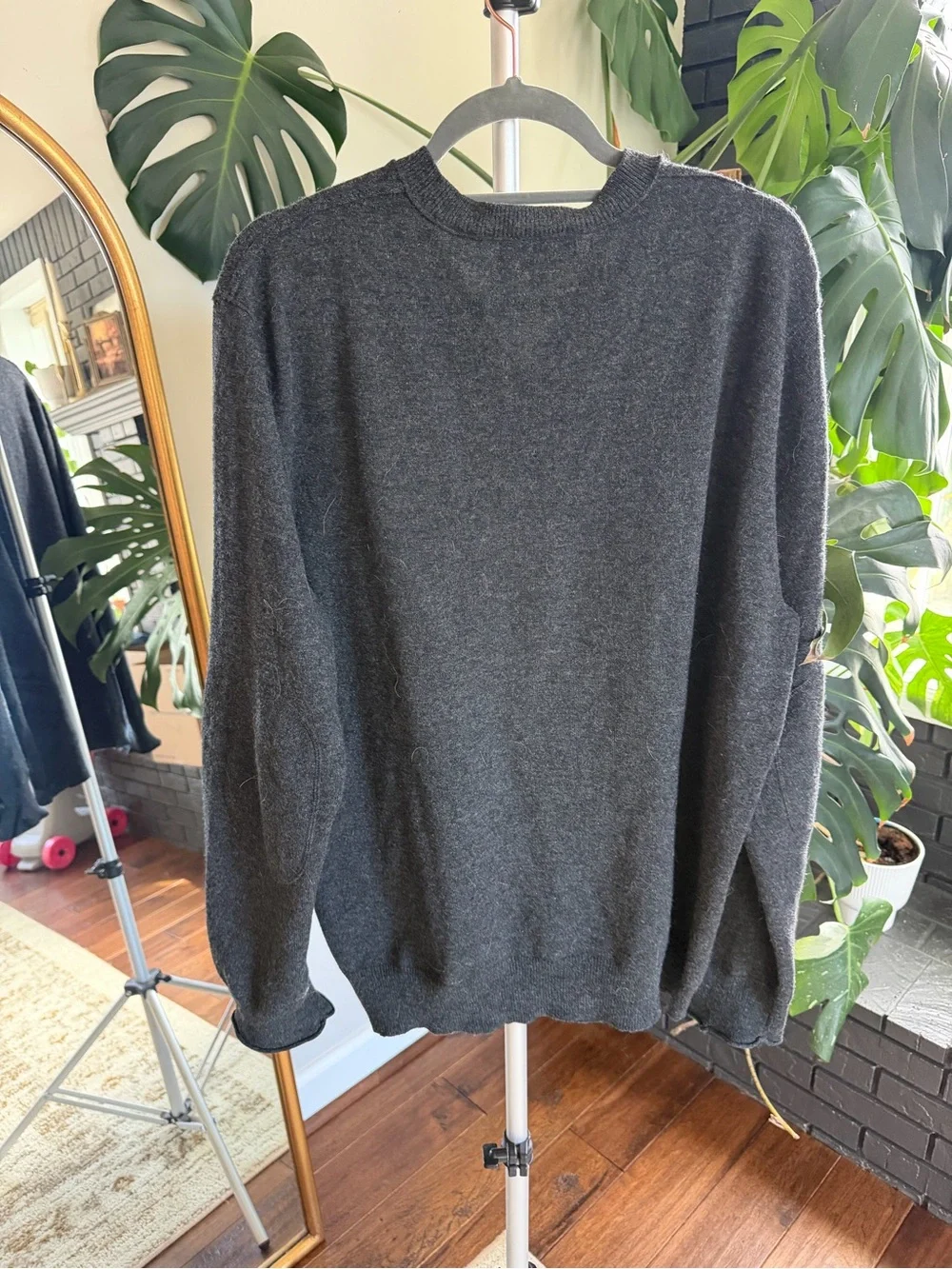 Banana Republic soft charcoal